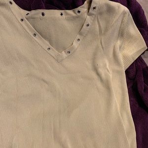 Cute yellow T-shirt